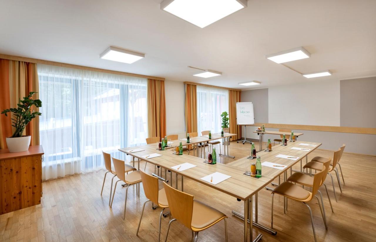 Jufa Hotel Bruck An Der Mur - Im Weitental ภายนอก รูปภาพ