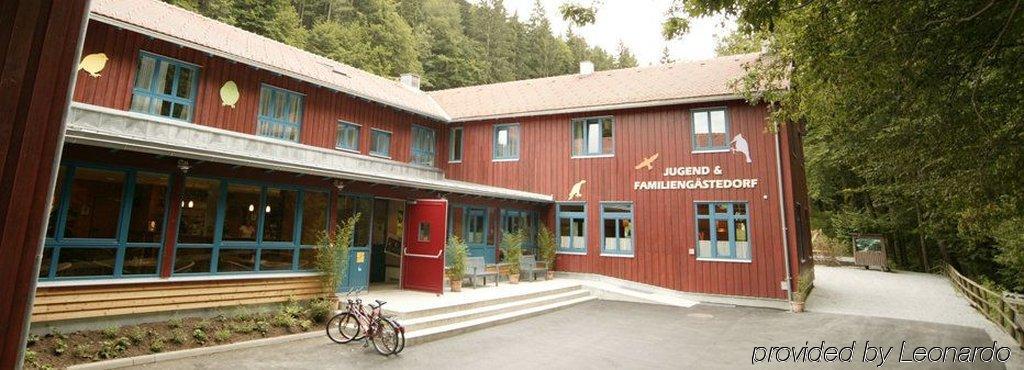 Jufa Hotel Bruck An Der Mur - Im Weitental ภายนอก รูปภาพ